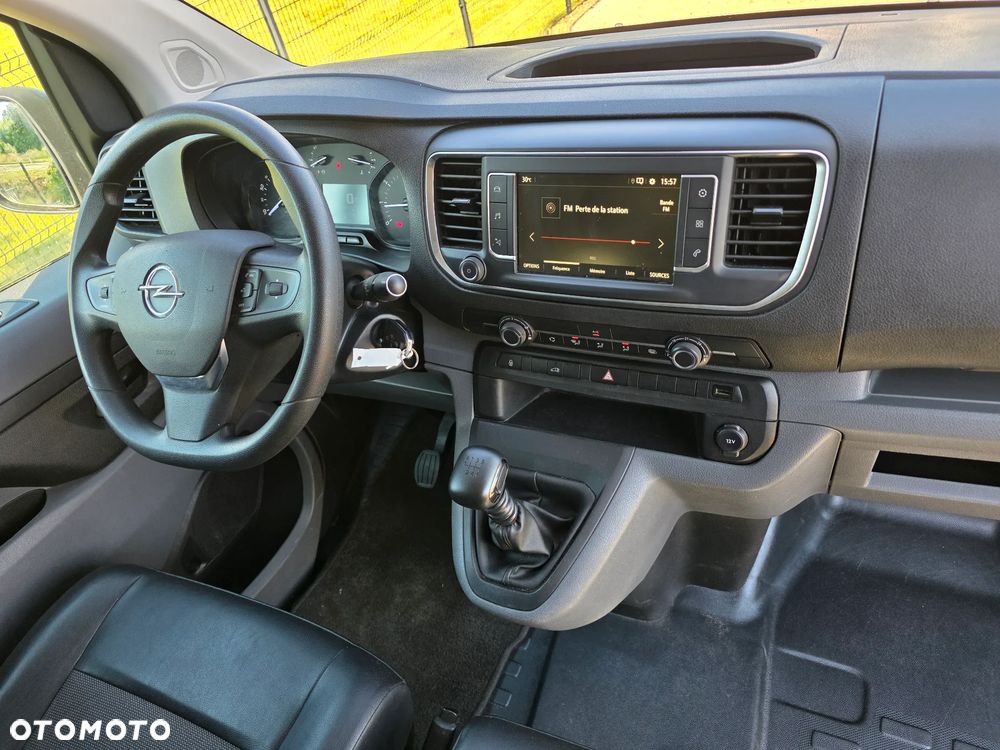 Opel VIVARO - 21