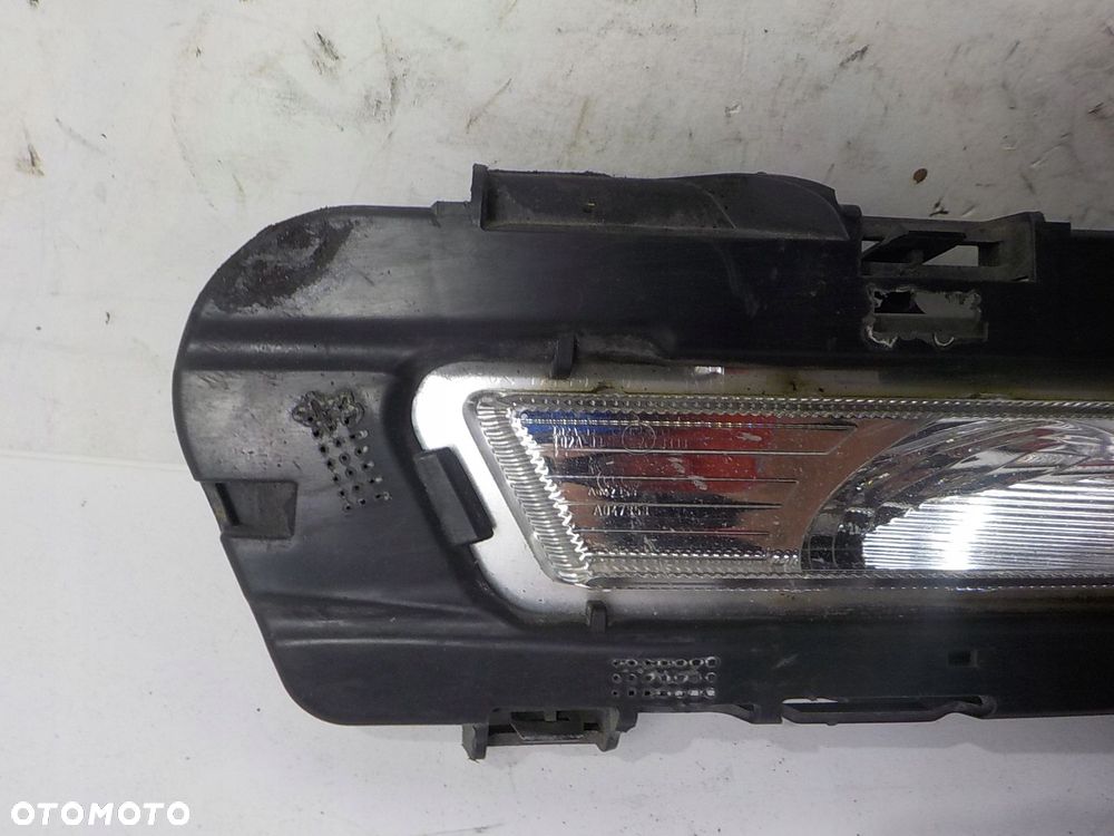 FORD MONDEO IV MK4 LAMPA PRZÓD LISTWA HALOGEN LED DRL PRAWY BS7113B218 - 4