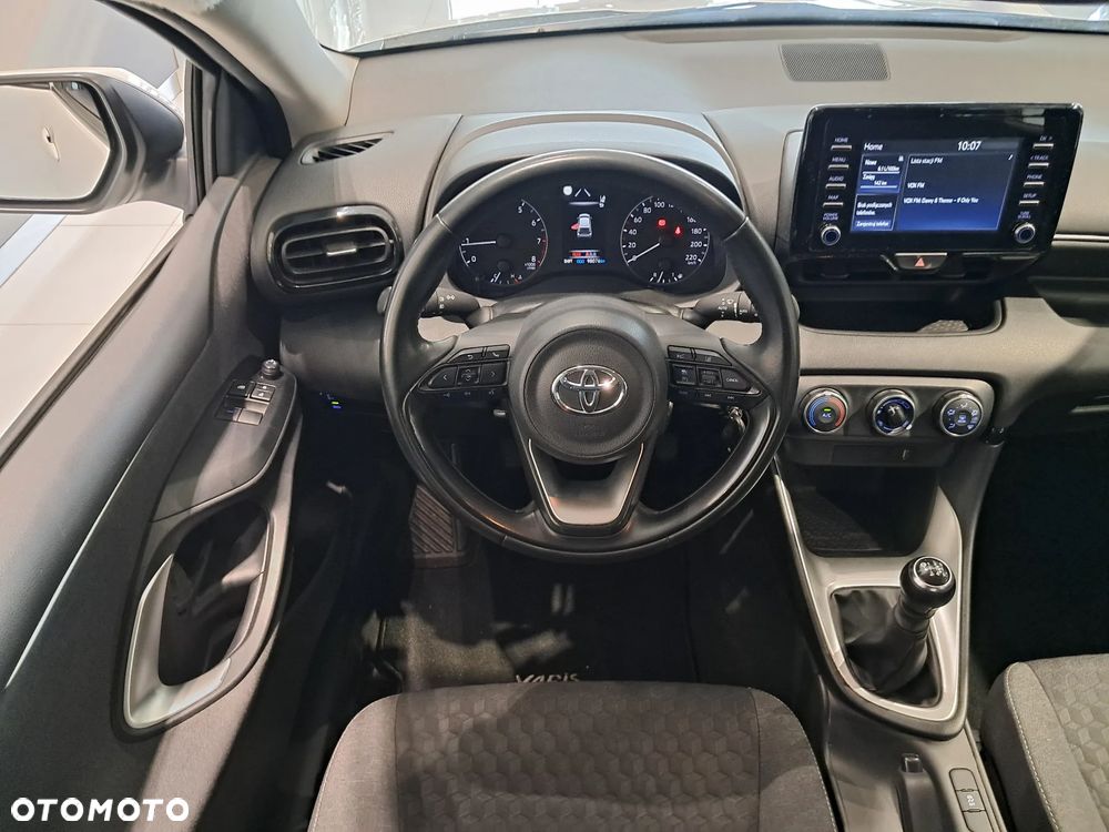 Toyota Yaris 1.5 Comfort - 12