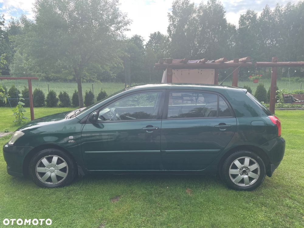 Toyota Corolla 2.0 D-4D Sol - 1