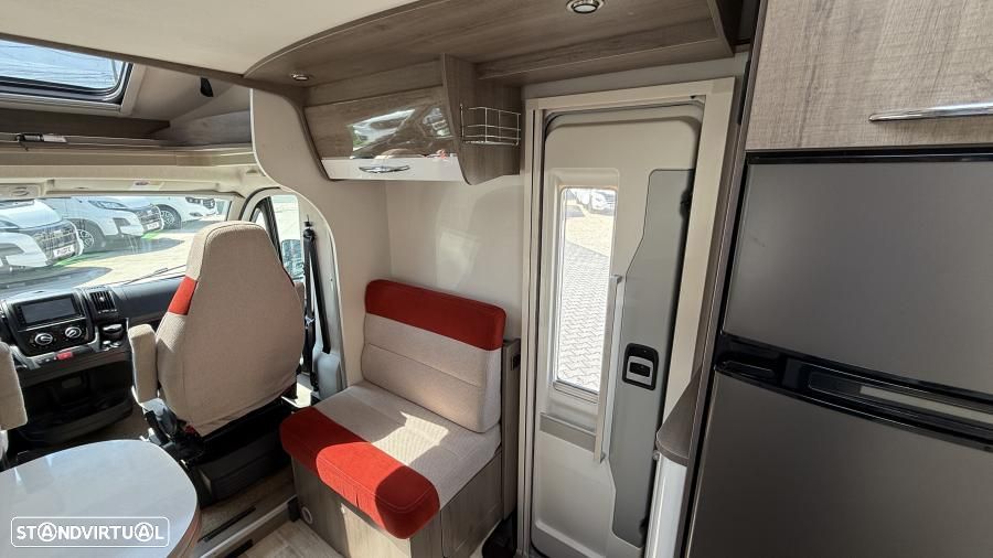 Bavaria T 746 Style c.central e basculante - 14