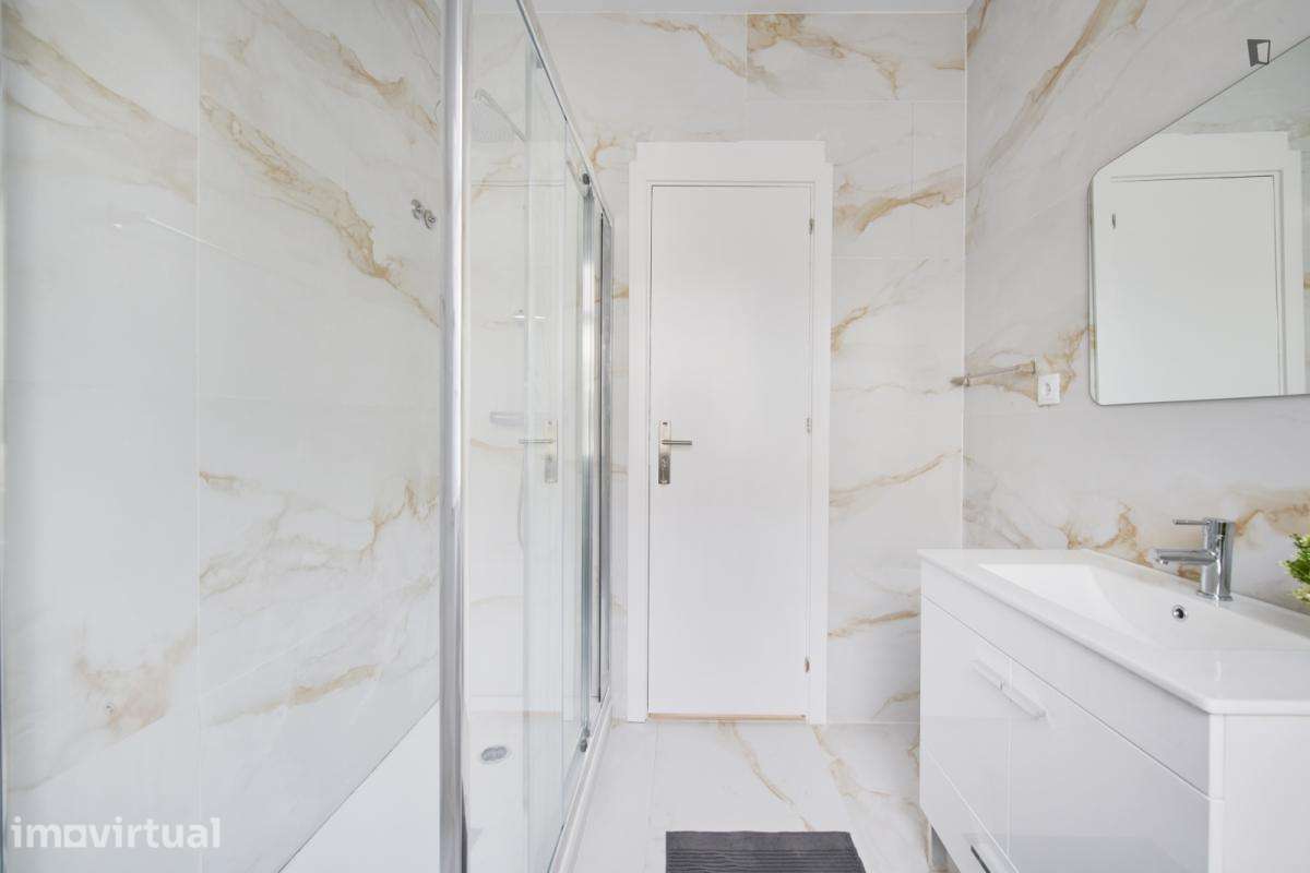 Quarto - localizado em Alcântara Lisbon - Grande imagem: 4/31