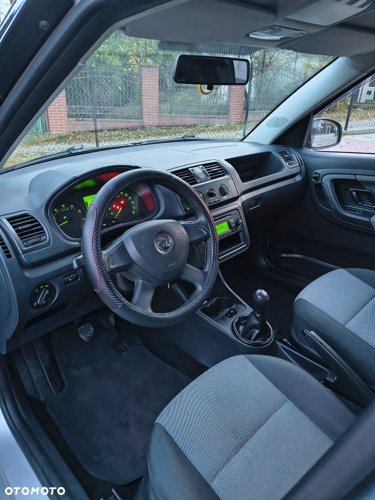 Skoda Roomster - 12