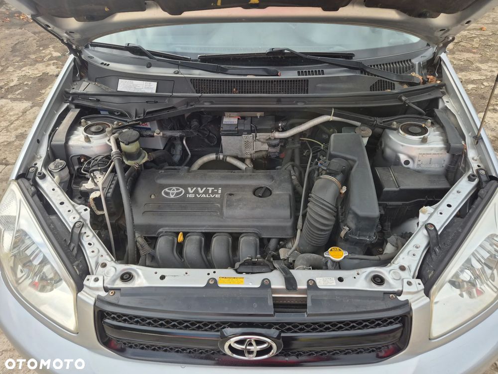 Toyota RAV4 - 21