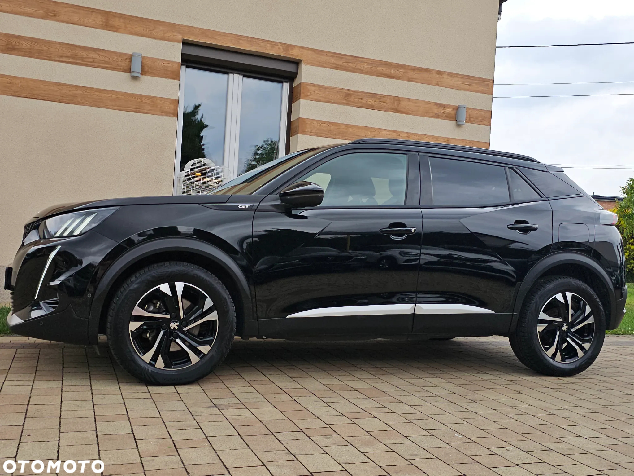 Peugeot 2008 1.5 BlueHDi GT S&S EAT8 - 6