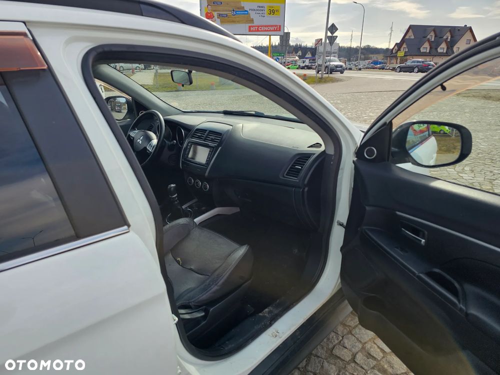 Mitsubishi ASX 1.8 DID Instyle NAVI 4WD AS&G - 12