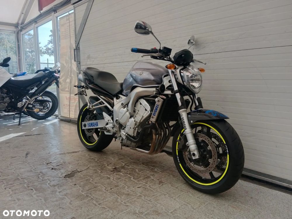 Yamaha FZ - 5
