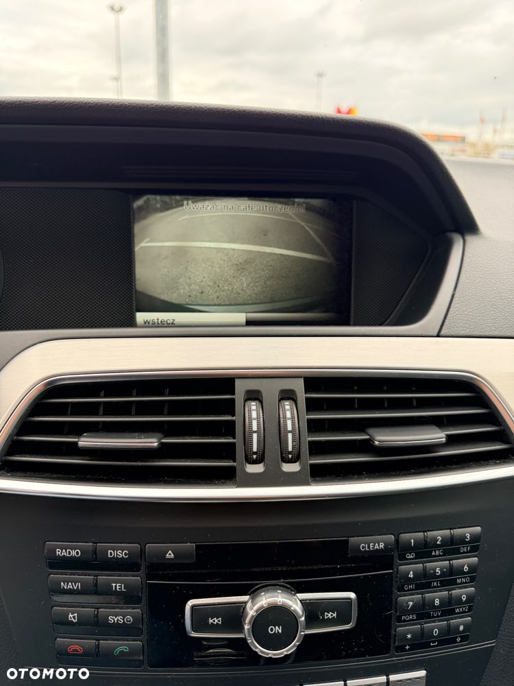 Mercedes-Benz Klasa C 350 CDI BlueEff Avantgarde - 30