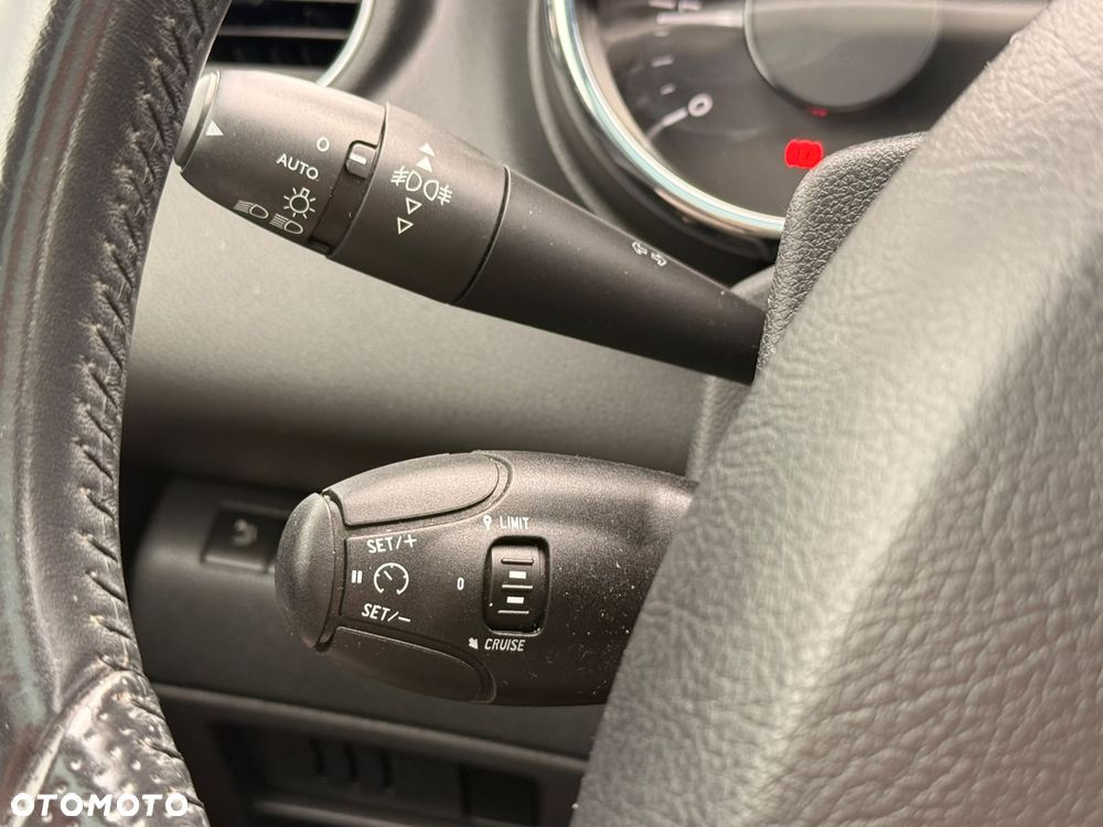 Peugeot 3008 1.2 PureTech Active - 30