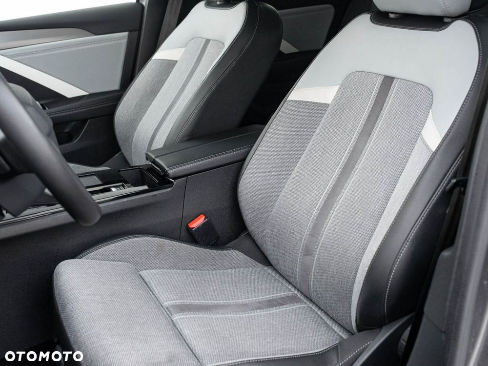 Opel Astra 1.2 T Elegance S&S - 12
