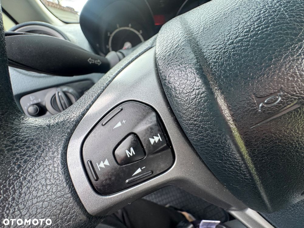 Ford Fiesta - 16