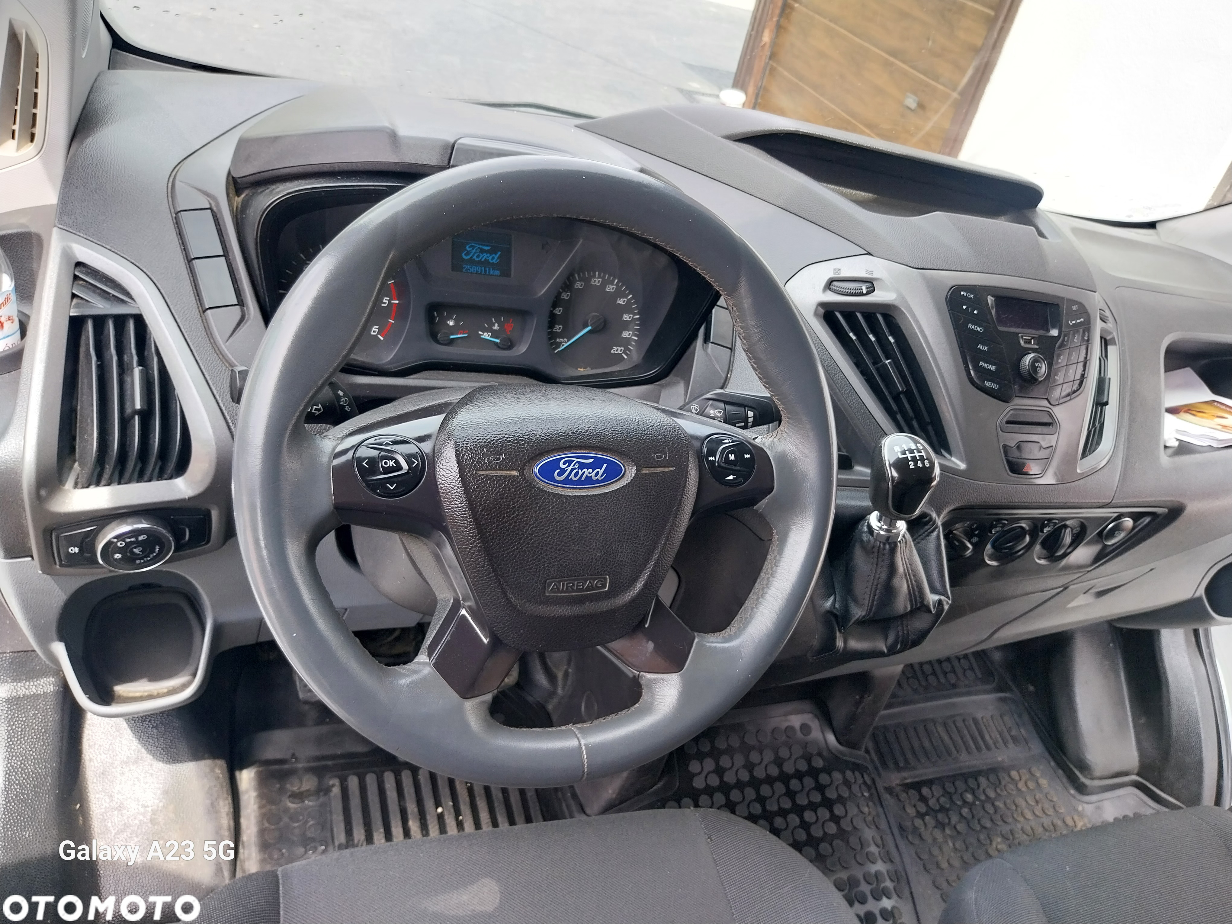 Ford Transit Custom - 12
