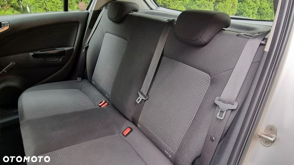Opel Corsa - 15