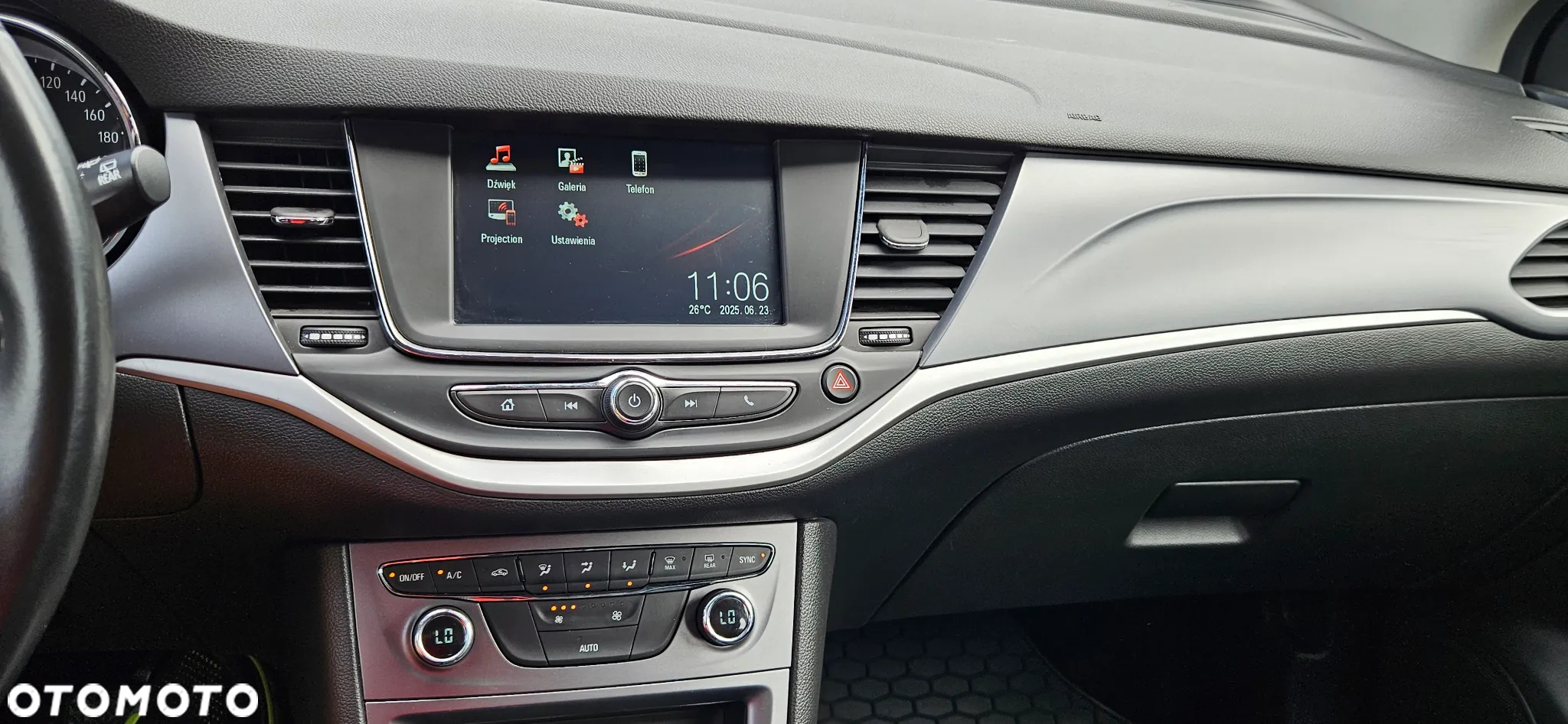 Opel Astra - 34