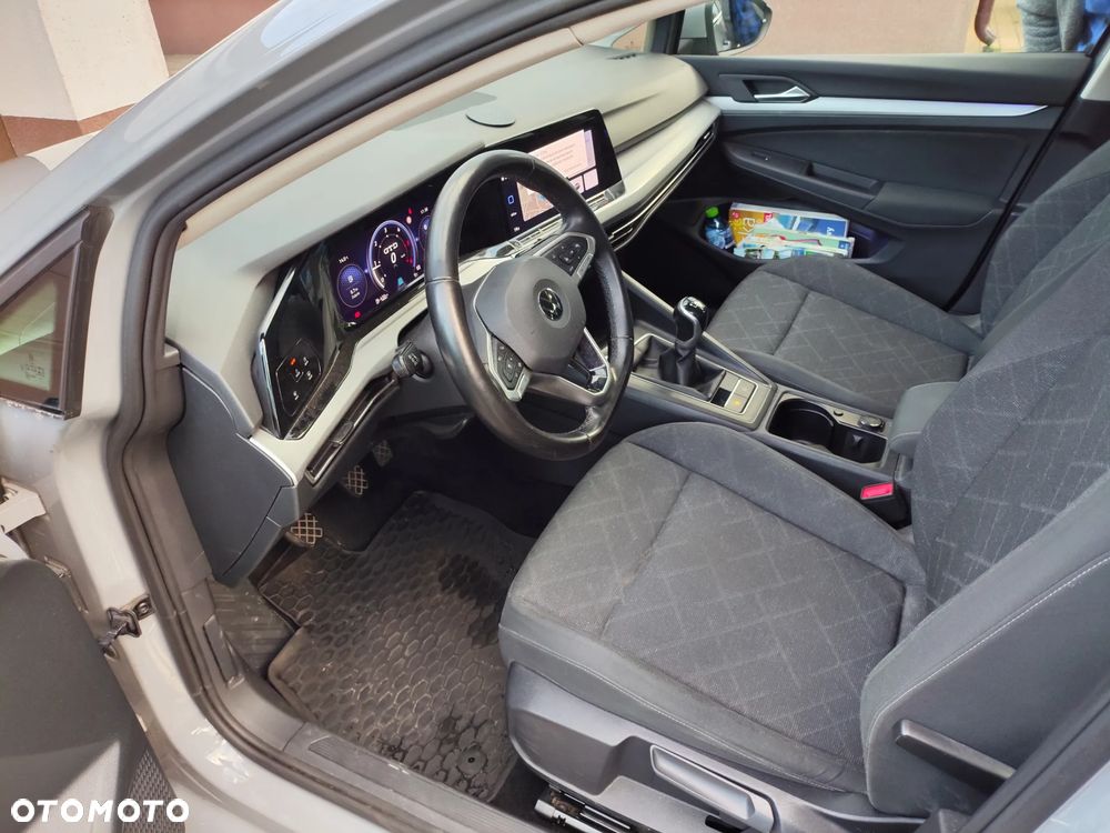 Volkswagen Golf 2.0 TDI SCR Life - 12