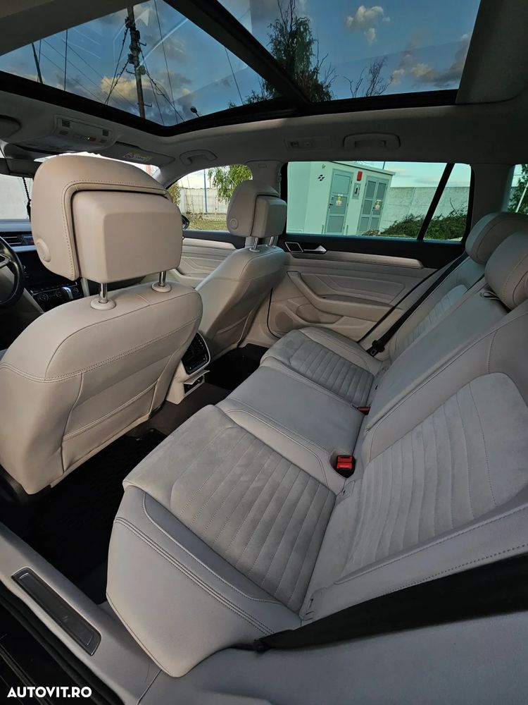 Volkswagen Passat Variant 2.0 TDI DSG R Executive - 10