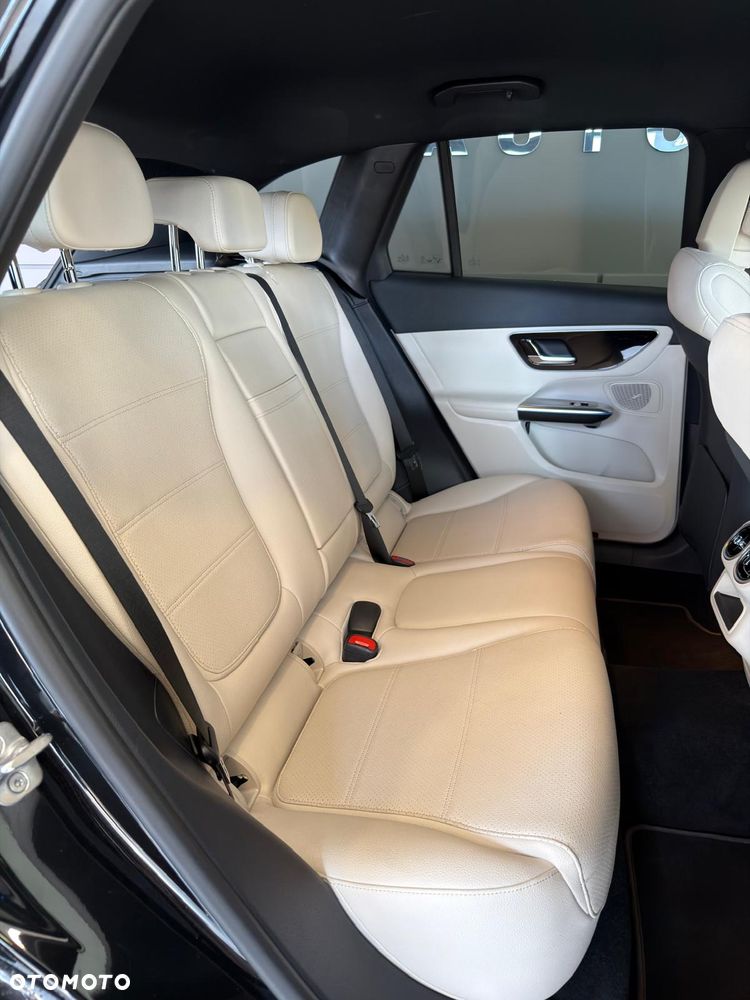 Mercedes-Benz GLC 200 d mHEV 4-Matic Avantgarde - 16