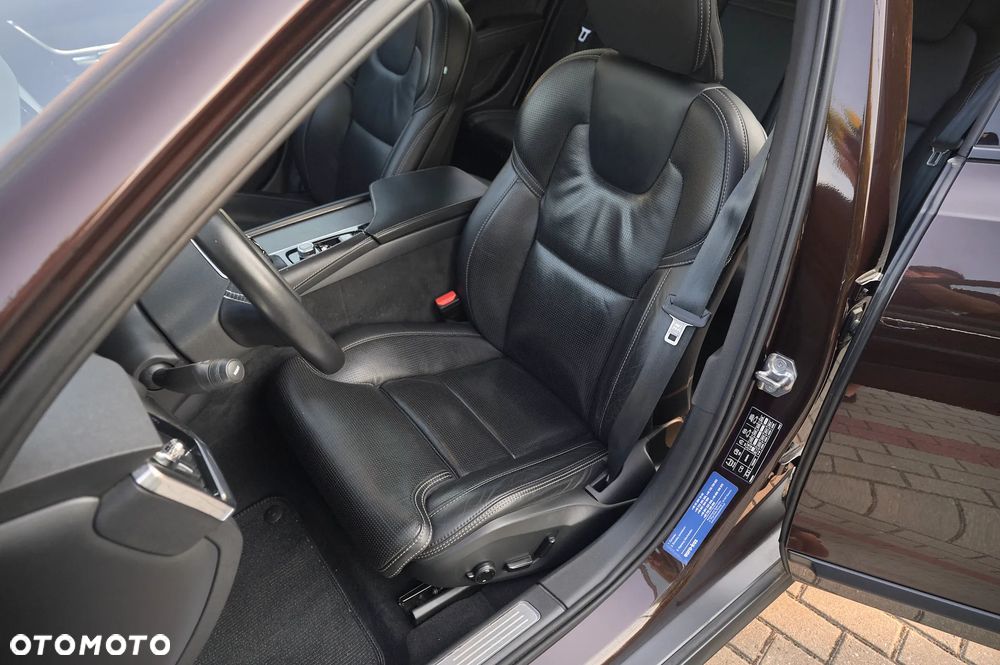 Volvo V90 Cross Country D5 SCR AWD Pro - 24