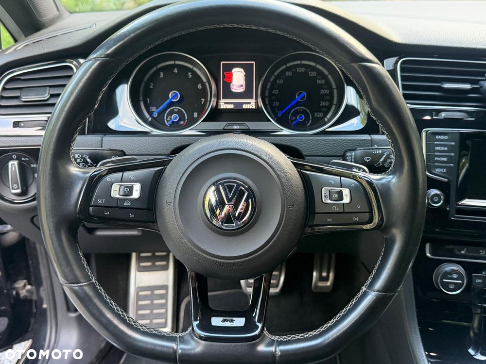 Volkswagen Golf - 13