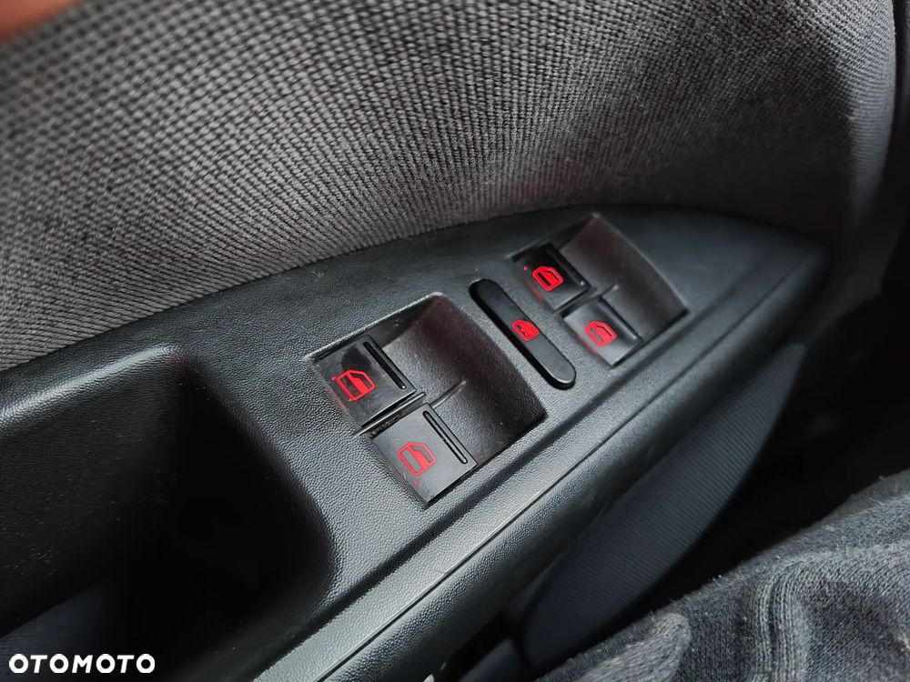 Seat Altea 2.0 TDI DSG Reference - 21