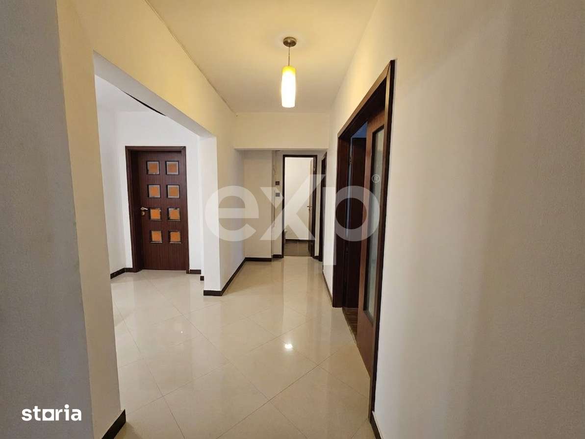 Apartament de vanzare 4 camere zona Nerva Traian — fotografia 3