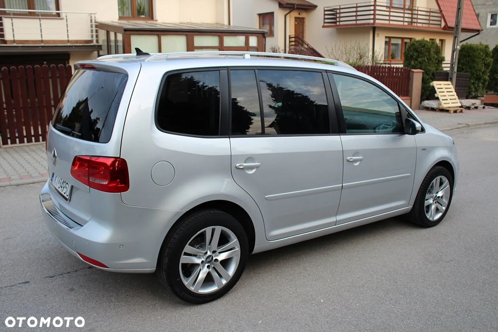 Volkswagen Touran 2.0 TDI DPF Life - 8