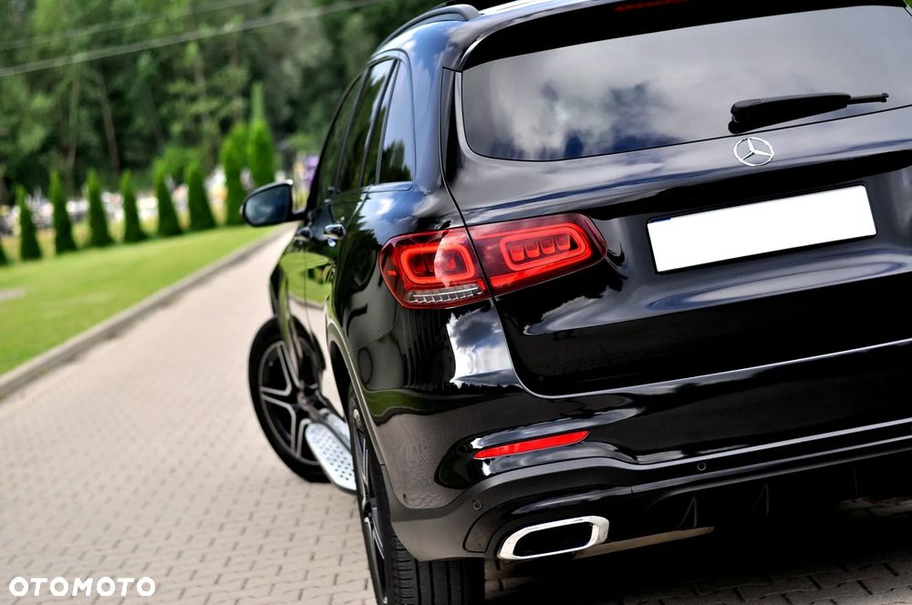 Mercedes-Benz GLC 200 d 4Matic 9G-TRONIC AMG Line - 12
