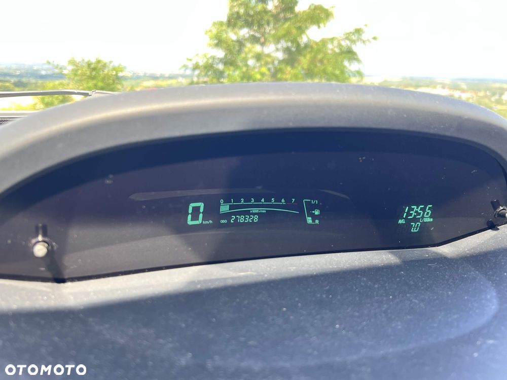 Toyota Yaris 1.3 Terra Polaris - 18
