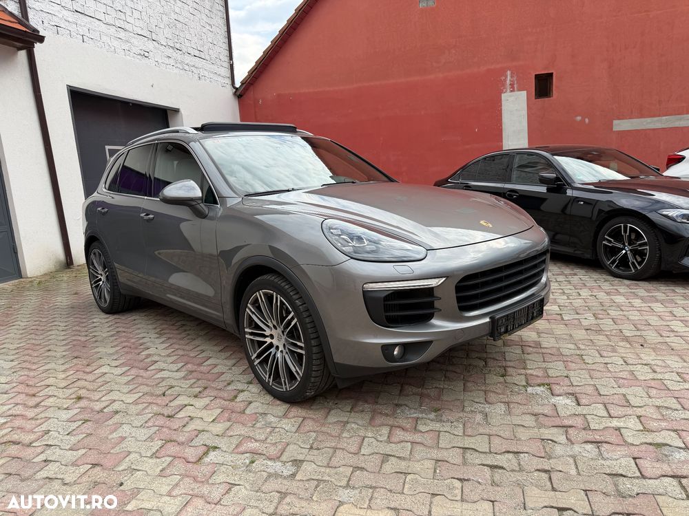 Porsche Cayenne Platinum Edition - 38