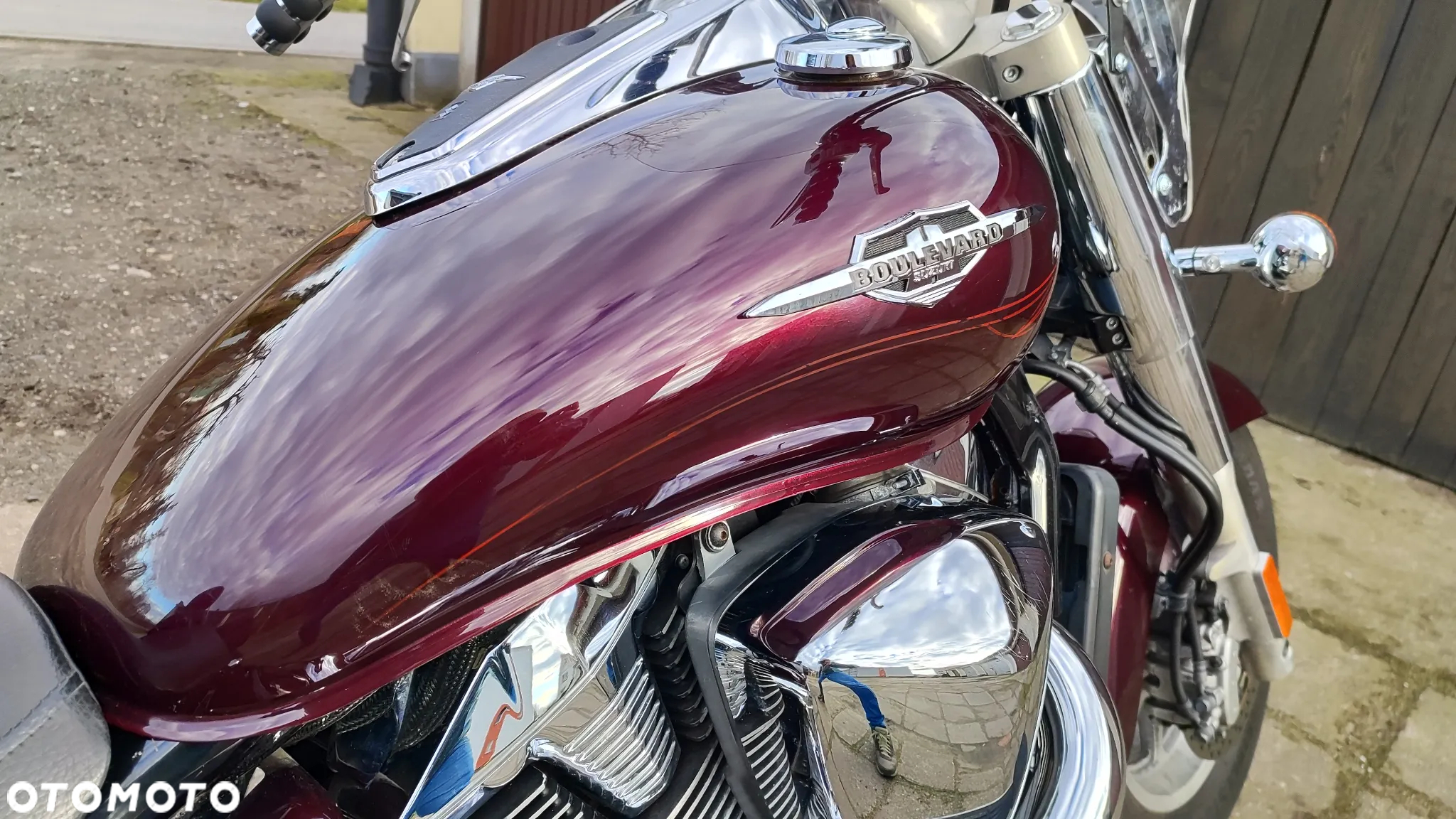 Suzuki Boulevard - 13