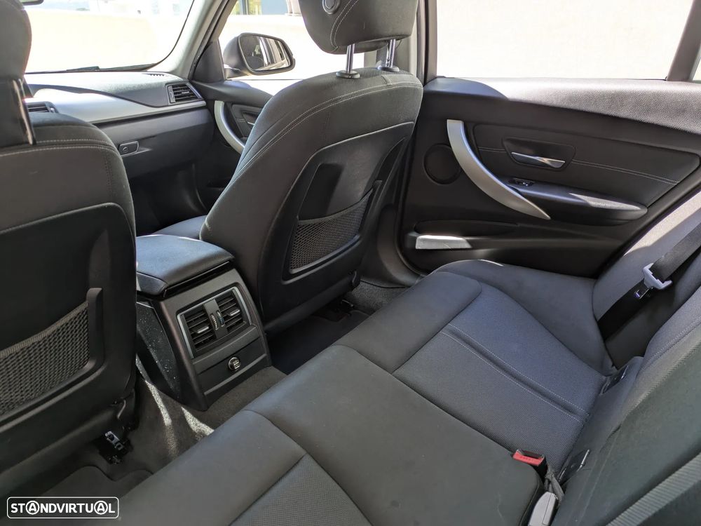 BMW 318 d Line Sport Auto - 19