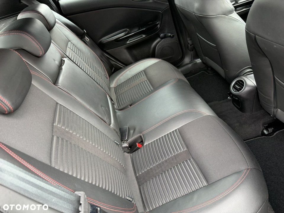 Alfa Romeo Giulietta 1.4 TB MultiAir Distinctive - 34