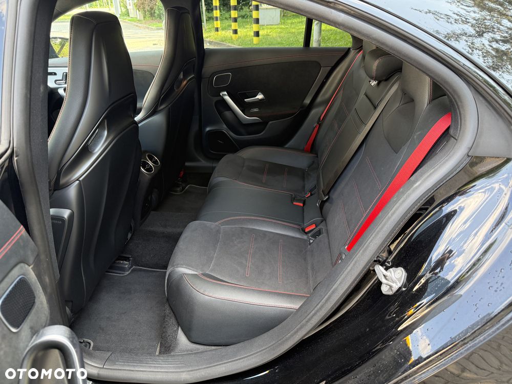 Mercedes-Benz CLA - 20