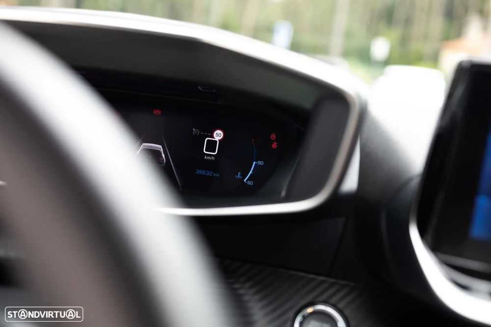 Peugeot 208 1.2 PureTech Allure - 33