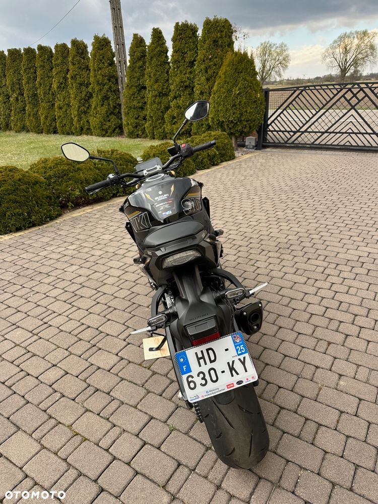 Suzuki GSX - 4