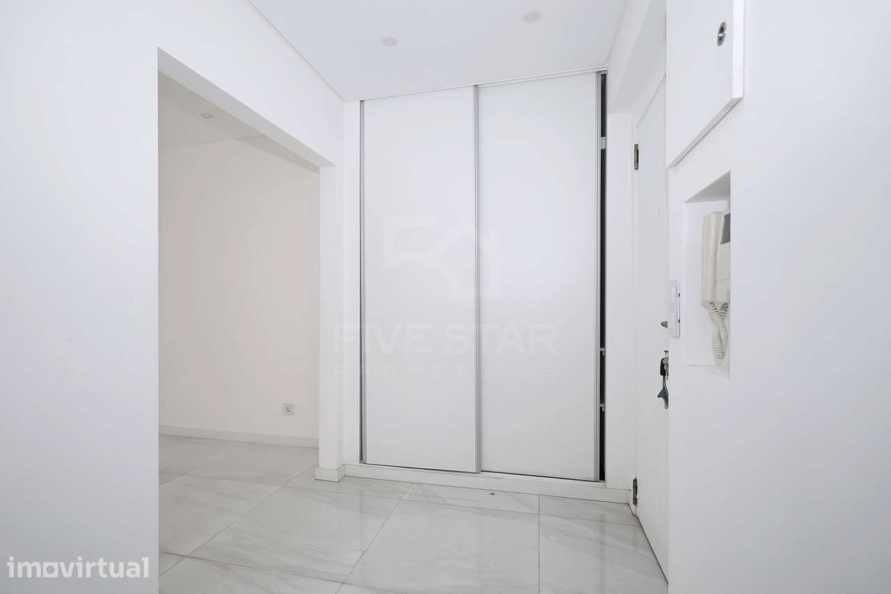 Apartamento T2 - Renovado - Pronto a Habitar - Cascais - Grande imagem: 5/48
