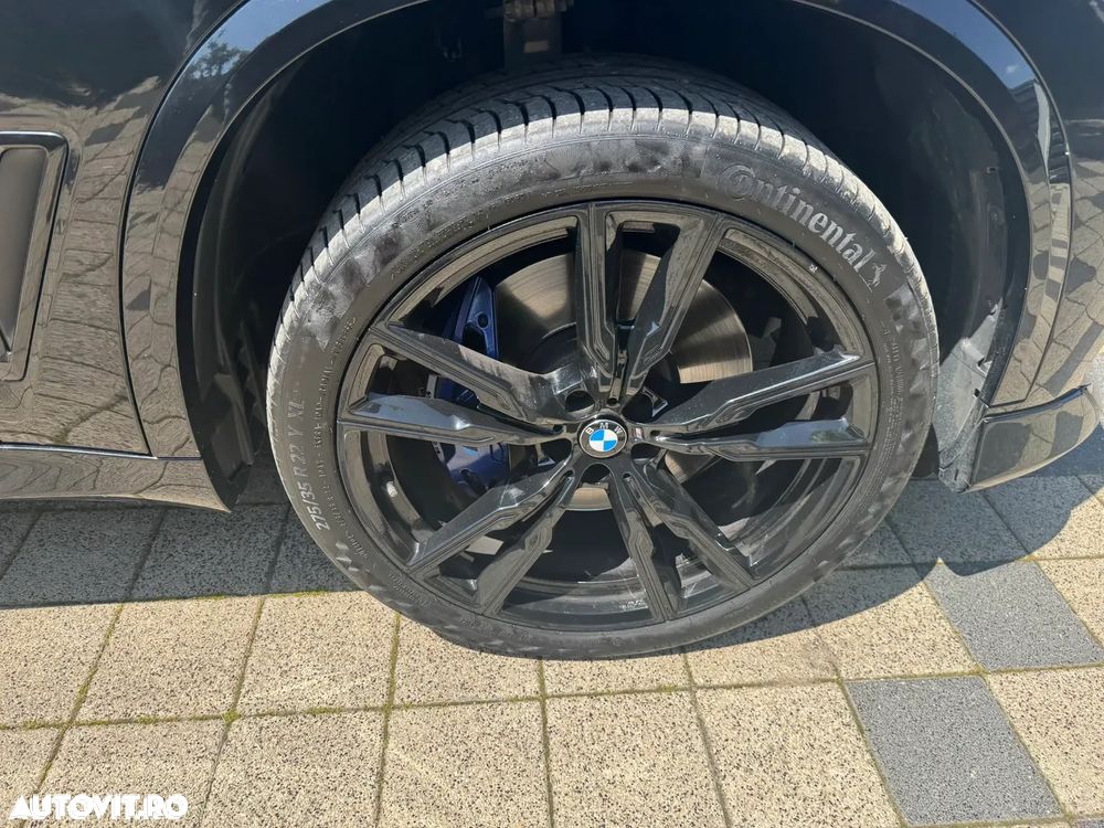 BMW X5 M M50i - 21
