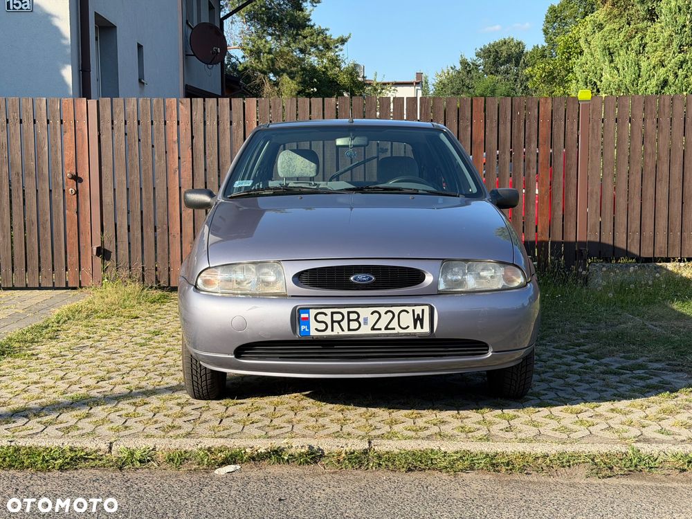 Ford Fiesta 1.3 - 4