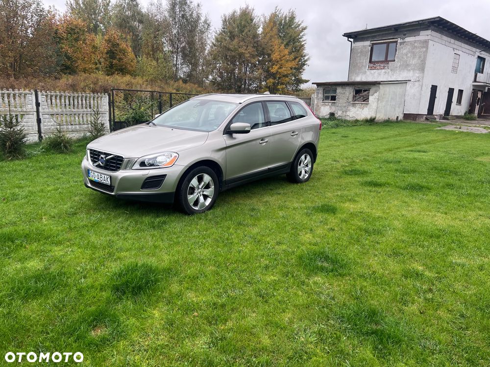 Volvo XC 60 - 1