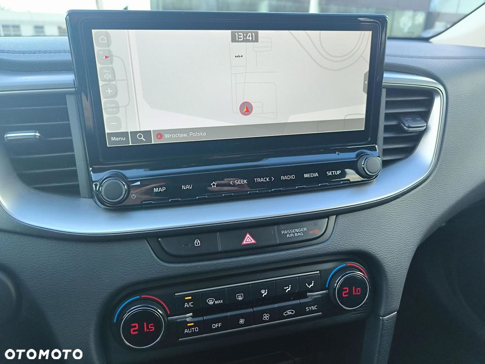 Kia Ceed 1.5 T-GDI M DCT - 21