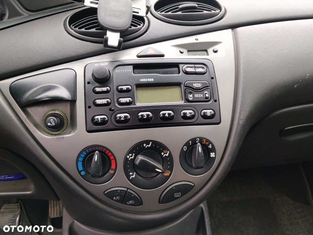 Ford Focus 1.6 Comfort - 12