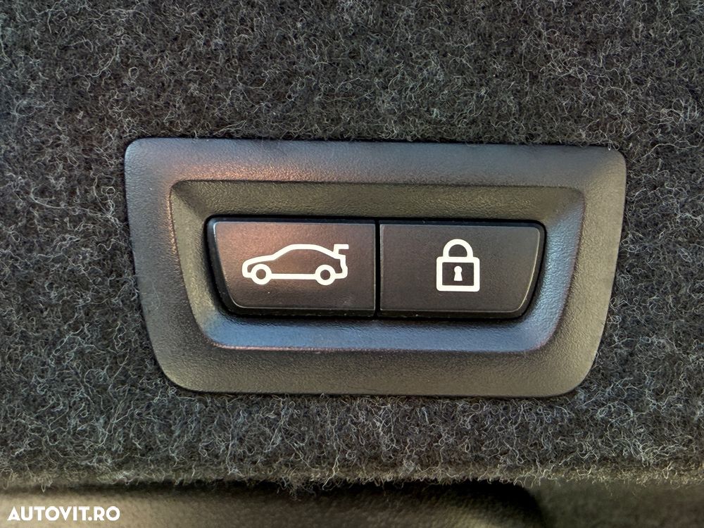 BMW Seria 5 535d xDrive AT - 31