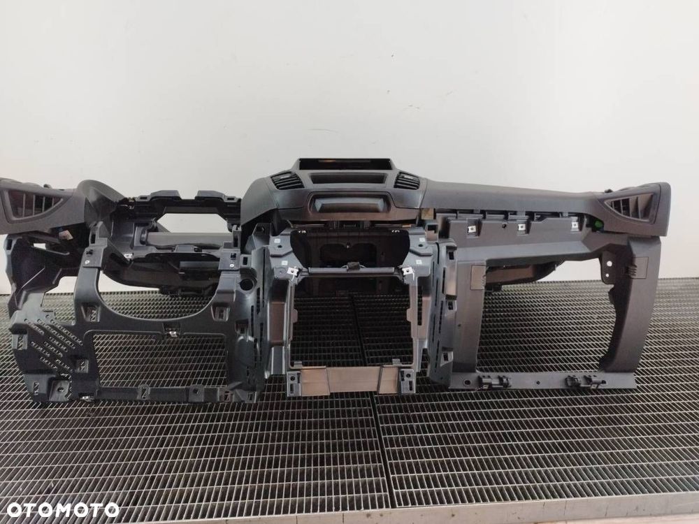 KONSOLA DESKA FORD TRANSIT CONNECT MK2 II EUROPA LIFT 2021 - 9