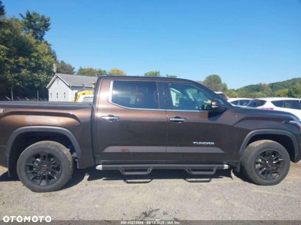 Toyota Tundra - 8