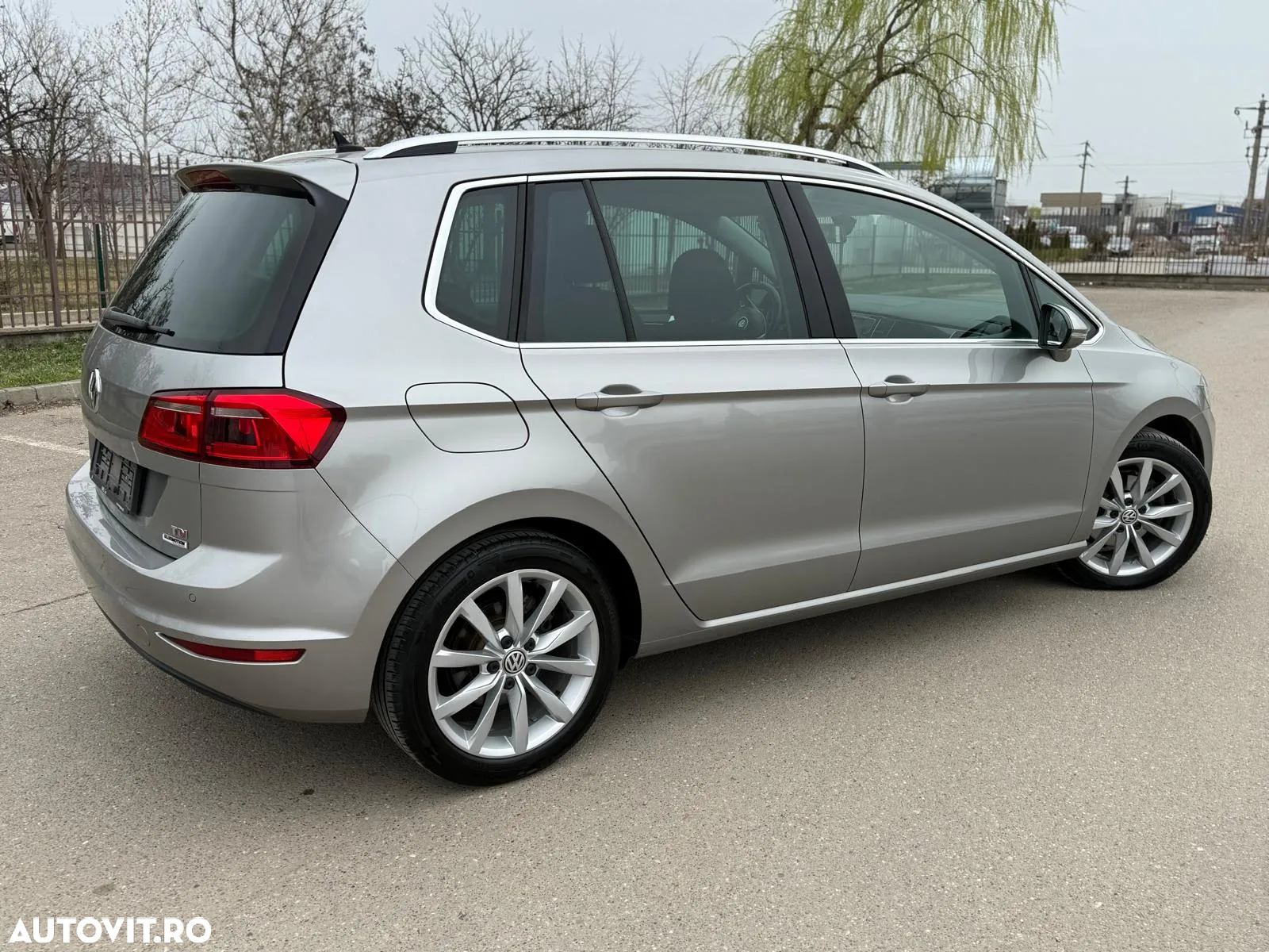 Volkswagen Golf Sportsvan 1.6 TDI (BlueMotion Technology) Comfortline - 4