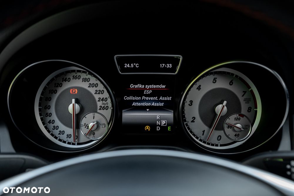 Mercedes-Benz CLA 250 7G-DCT AMG Line - 34