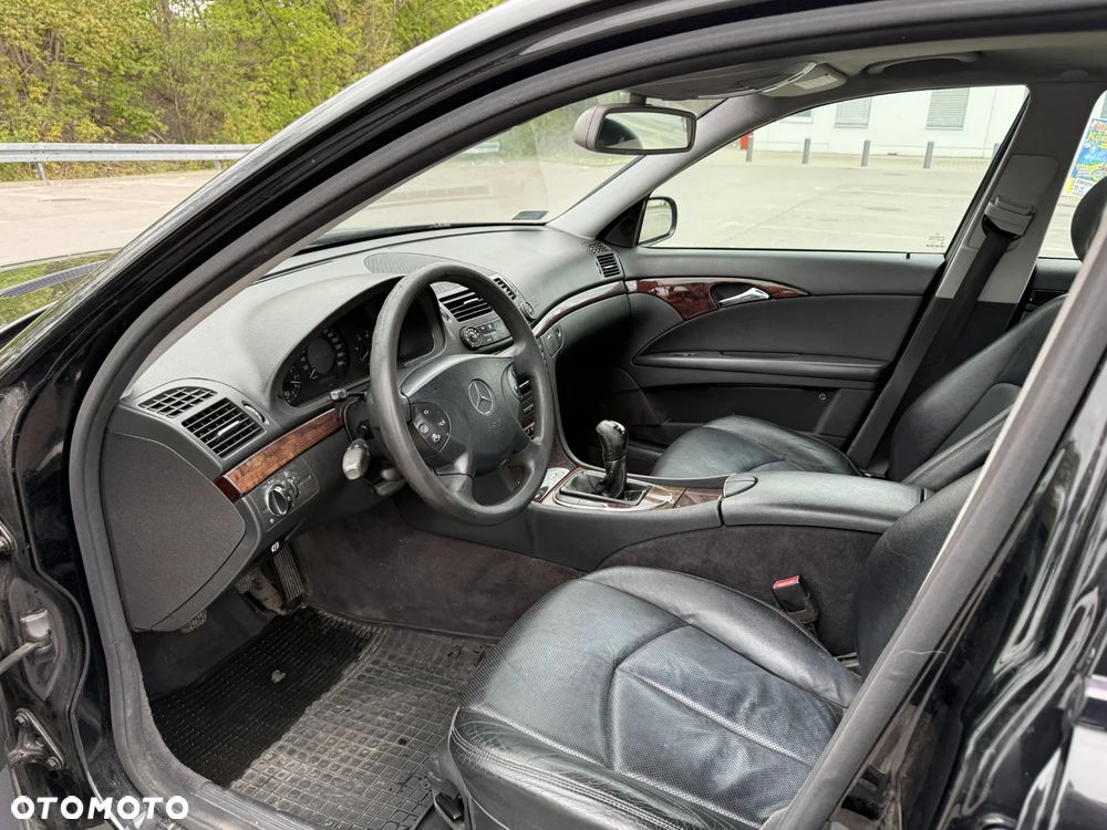 Mercedes-Benz Klasa E 200 CDI Classic - 5