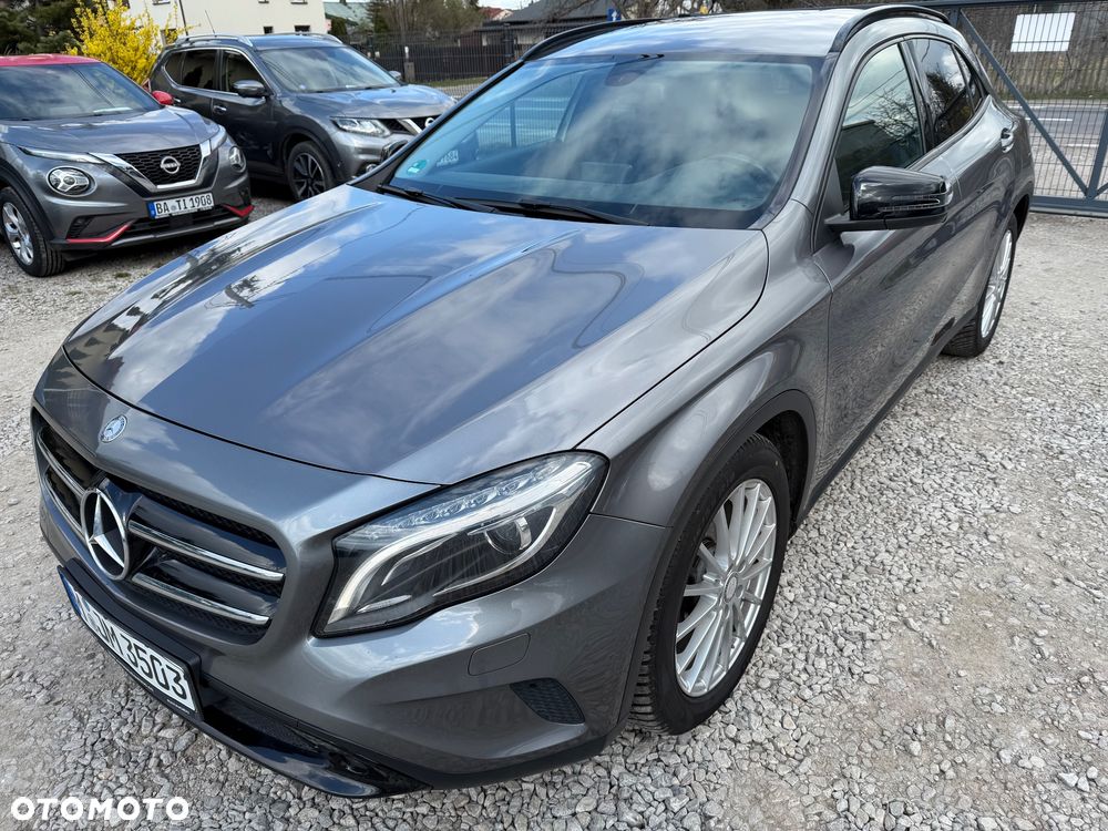 Mercedes-Benz GLA 200 Urban - 9