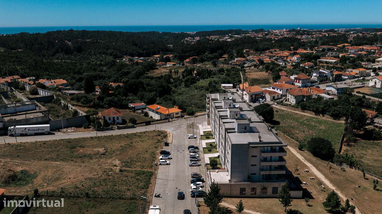 Apartamento T2 -S. Paio de Oleiros - Grande imagem: 2/39