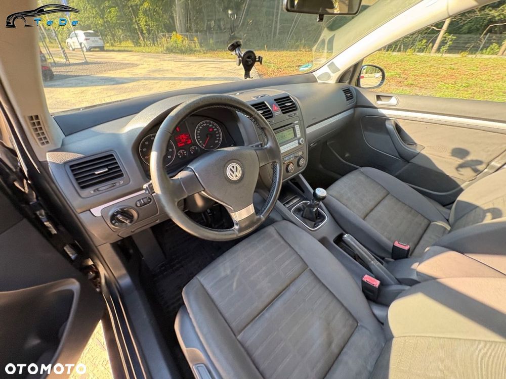 Volkswagen Golf 1.6 United - 22